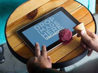 Mockup of a Samsung Galaxy Tablet with an Ice Cream Fail