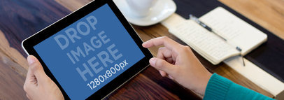 Mockup of a Samsung Galaxy 4g Lte Silver Featuring a Woman At Work Wide