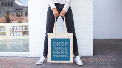 Girl Changing her Pose While Holding a Tote Bag in Stop Motion a13641