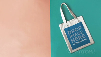 Stop Motion Tote Bag Moving on a Pink And Green Background a13668