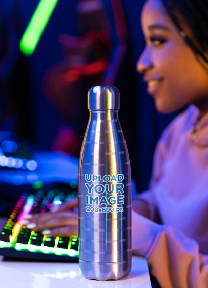 Mockup of a Gamer Drinking From an Aluminum Bottle m28552