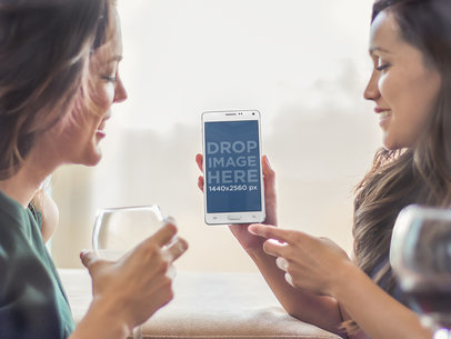 Mockup of Women Hanging Out With Samsung Galaxy Note 4