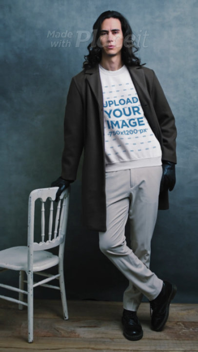 Gildan Crewneck Sweatshirt Video Featuring a Man Posing for an Editorial Photo Session