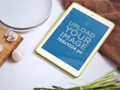 Using iPad Mini While Cooking