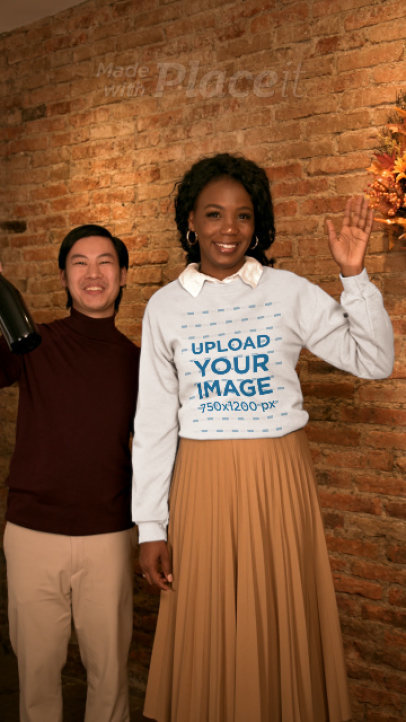 Gildan Sweatshirt Video Featuring a Happy Woman Hanging Out in a Thanksgiving Party