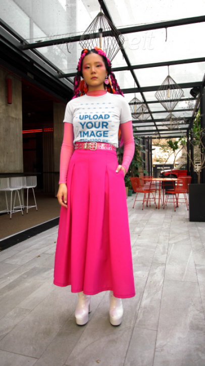 Bella Canvas T-Shirt Video Featuring a Woman in a Harajuku-Inspired Outfit