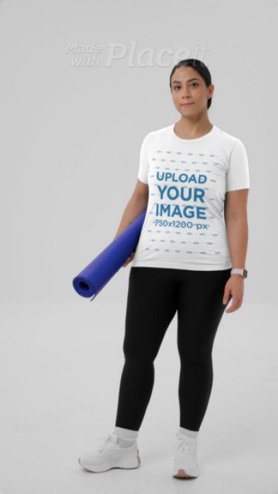  Bella Canvas T-Shirt Video of a Woman Posing in a Studio With a Yoga Outfit
