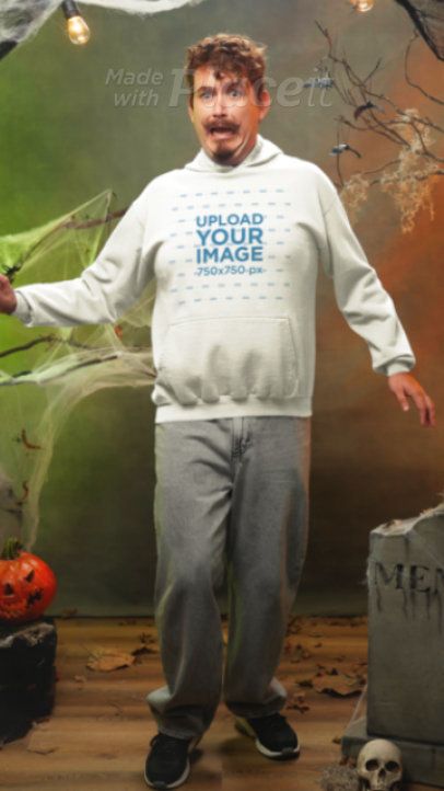 Gildan Hoodie Video Featuring a Man Screaming in a Halloween Setting