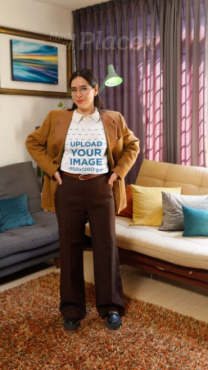 Grandpacore-Inspired Video of a Woman Wearing a Gildan Sweatshirt 8924v