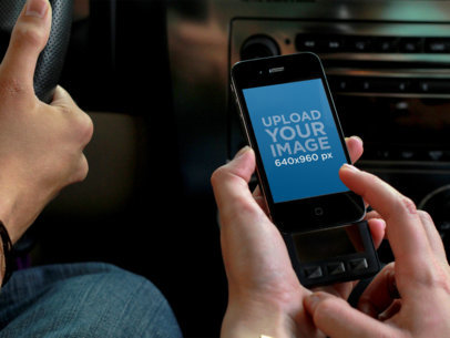 Listing Music iPhone 4 Car