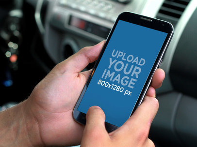 Mockups of a Galaxy Note in a Car