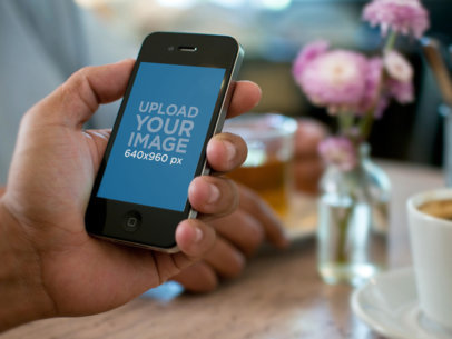 Black iPhone 4 Flowers