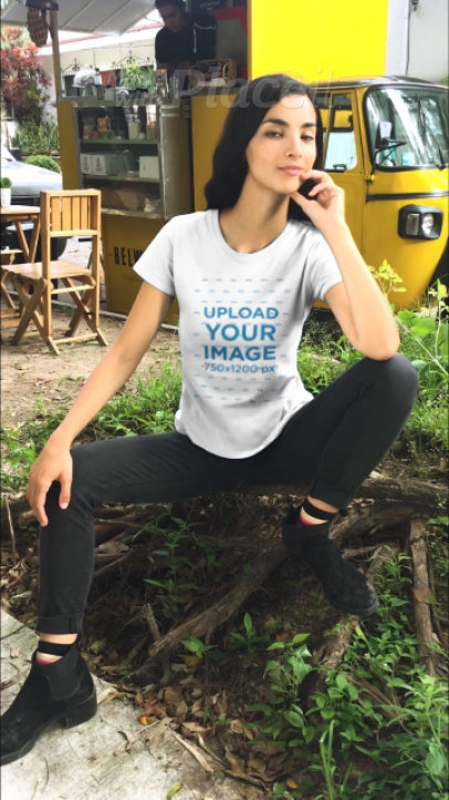 T-Shirt Video of a Slim Woman Featuring a Vintage-Looking Food Truck