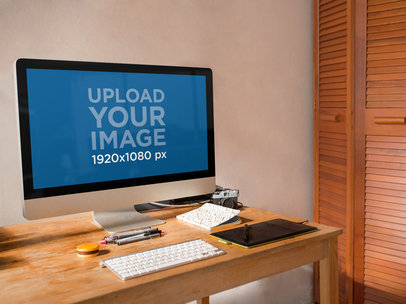 Beautiful iMac Mockup at a Home Office