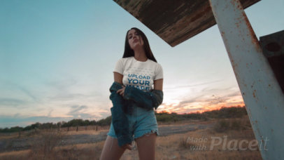 Parallax Video of a Woman Wearing a T-Shirt at the Desert