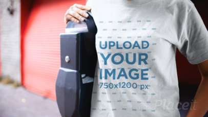 T-Shirt Video of a Woman Leaning on a Parking Meter 