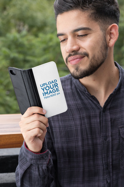 Mockup of a Man with an iPhone 7 Wallet Case 29824