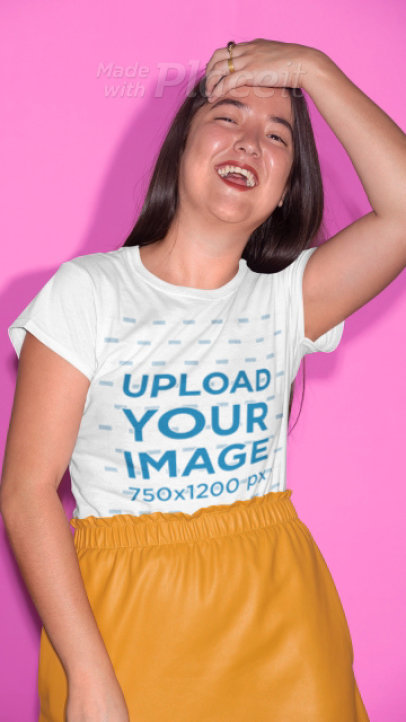 T-Shirt Video Featuring a Happy Woman and a Stop-Motion Effect