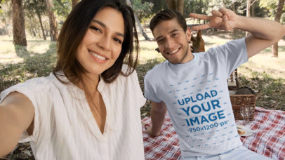 Video of a Man Wearing a T-Shirt on a Picnic Date