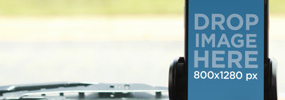 Mockup Featuring a Samsung Galaxy Note in a Car 