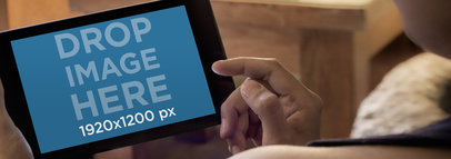 Mockup Featuring a Woman Using a Nexus 7 