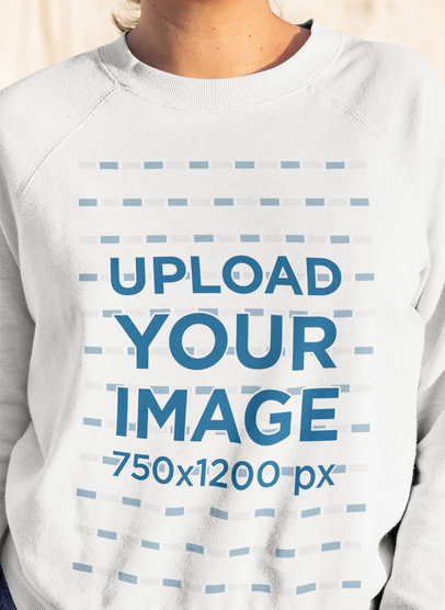 Closeup Mockup of a Woman Wearing Crewneck Sweatshirt