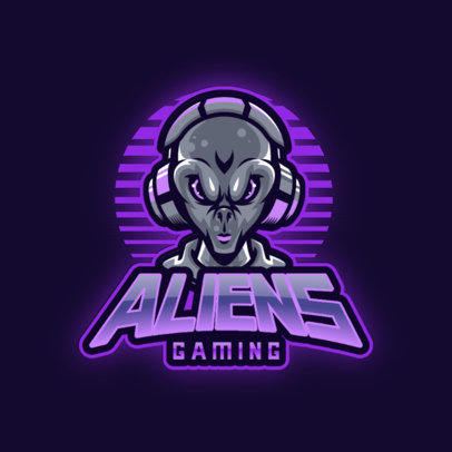 Online Gaming Logo Creator with Graphics of Aliens