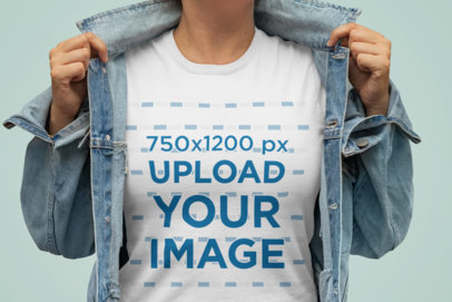 Mockup of a Woman Showing off Her Crewneck T-Shirt
