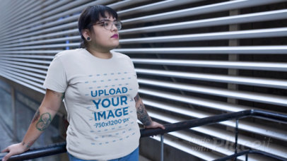 Plus Size T-Shirt Video of a Tattooed Woman with Glasses 12647