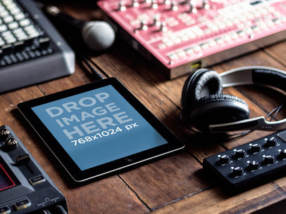 Apple iPad Black Portrait Dj Studio