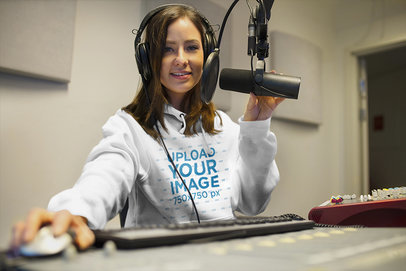 Hoodie Mockup Featuring a DJ at a Recording Studio 37141-r-el2