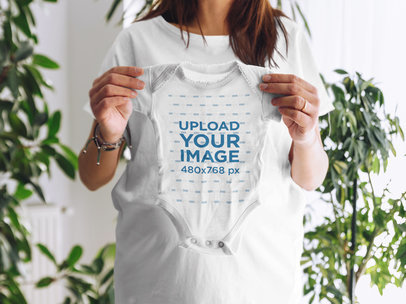 Mockup of a Pregnant Woman Showcasing an Onesie 35488-r-el2