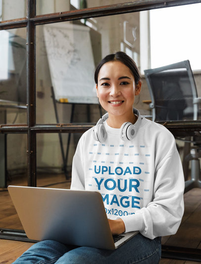 Sweatshirt Mockup of a Young Woman Doing Homework 
