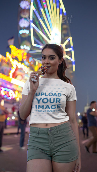 Parallax T-Shirt Video of a Woman at an Amusement Park 2501