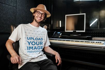 Mockup of a Music Producer Wearing a Loose T-Shirt 39766-r-el2