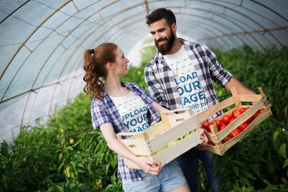 T-Shirt Mockup Featuring a Couple Carrying a Box of Tomatoes 44003-r-el2