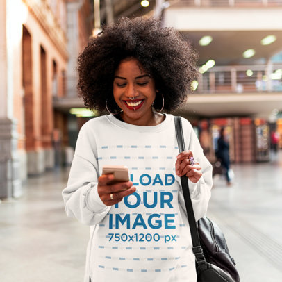 Oversized Sweatshirt Mockup of a Woman Texting 44678-r-el2