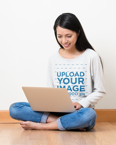 Sweatshirt Mockup Featuring a Woman Working on Her Laptop 44007-r-el2