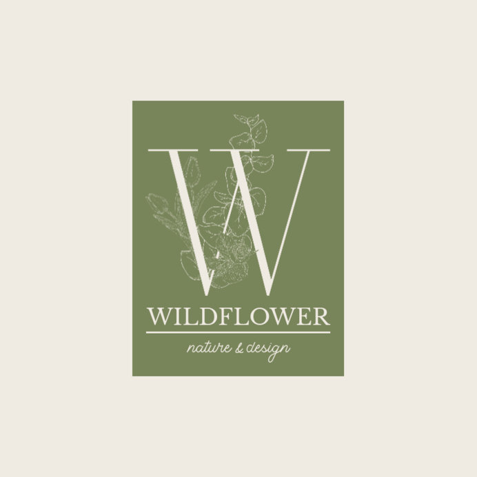Online Logo Creator for a Flower Boutique Featuring a Decorated Monogram