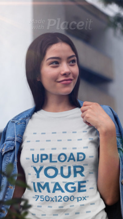 T-Shirt Video Featuring a Happy Woman and a Parallax Effect