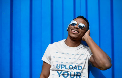 Round-Neck Tee Mockup of a Man with Sunglasses Listening to Music 42515-r-el2