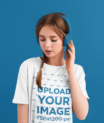 Mockup of a Woman in a Loose T-Shirt Wearing Headphones 46171-r-el2