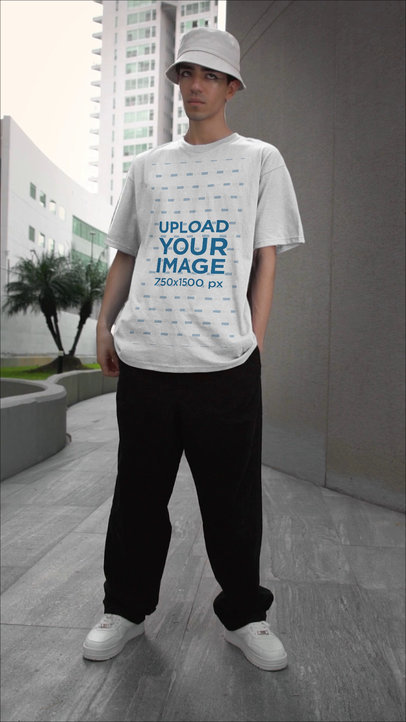 Oversized T-Shirt Video Featuring a Man With Graphic Eye Makeup