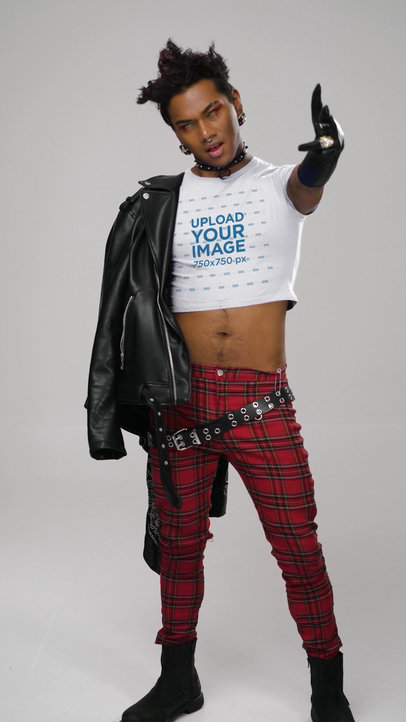 Crop Top Video Featuring a Tattooed Person With a Leather Jacket 6578v